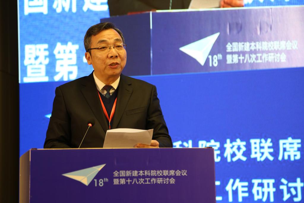 点击图片进入下一页