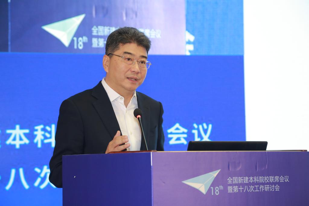 点击图片进入下一页