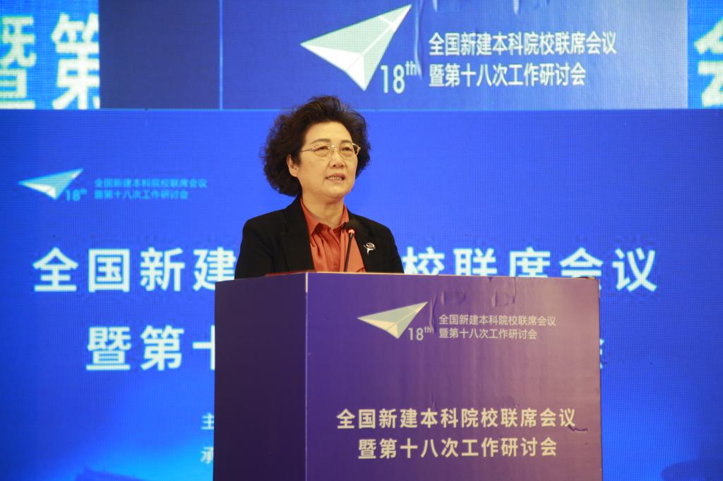 点击图片进入下一页