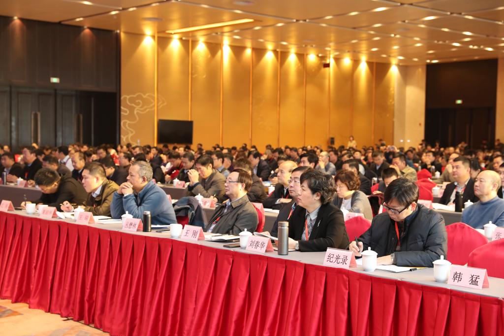 点击图片进入下一页