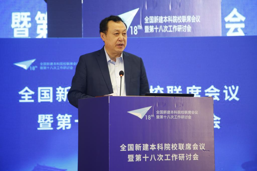 点击图片进入下一页